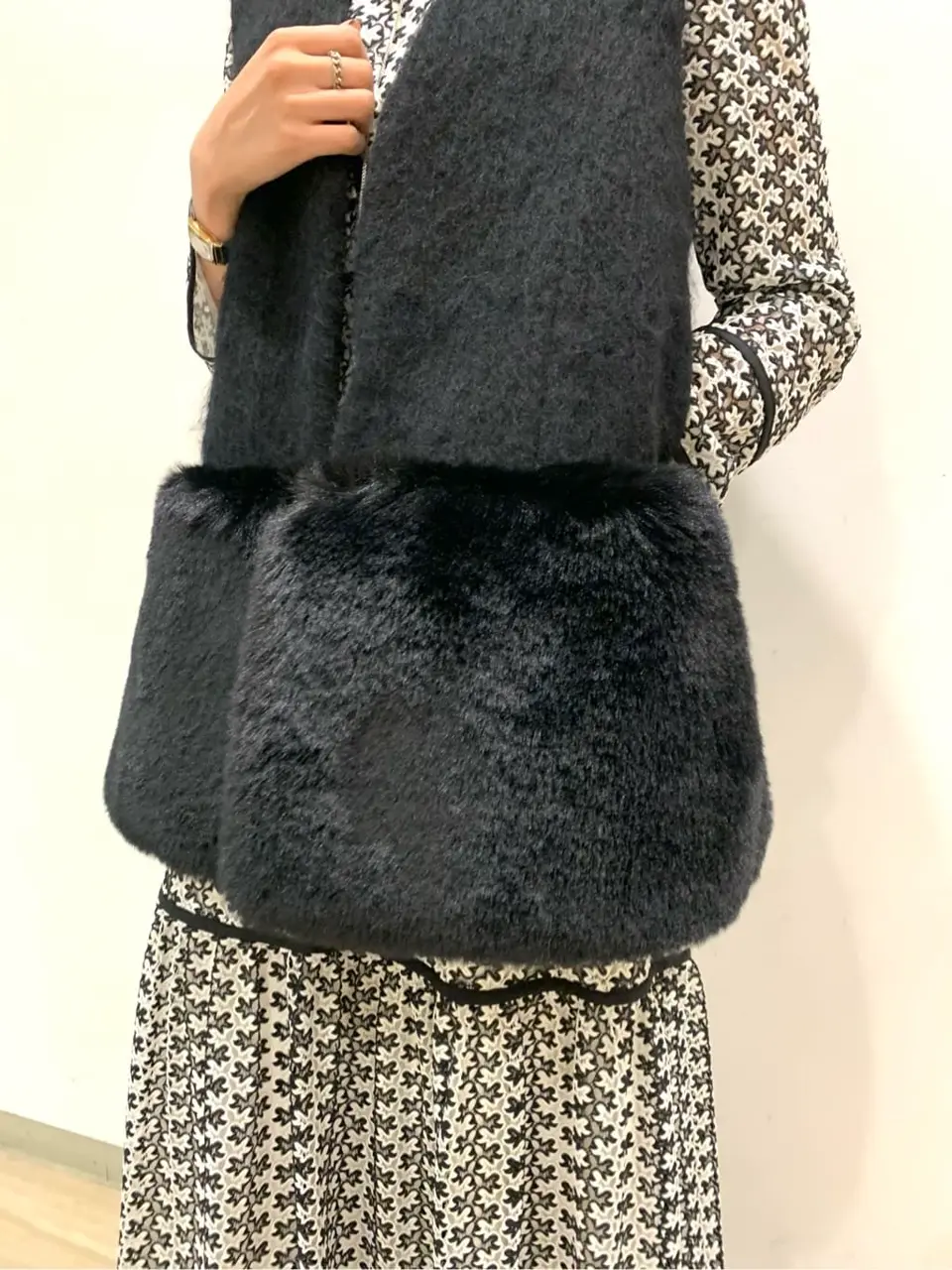 GRACE CONTINENTAL haruka iwasaki コーディネート画像