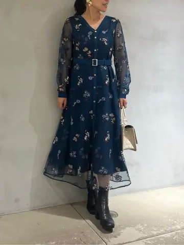 GRACE CONTINENTAL 穐山　香織 コーディネート画像