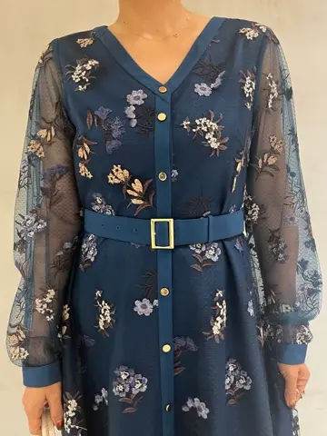 GRACE CONTINENTAL 穐山　香織 コーディネート画像