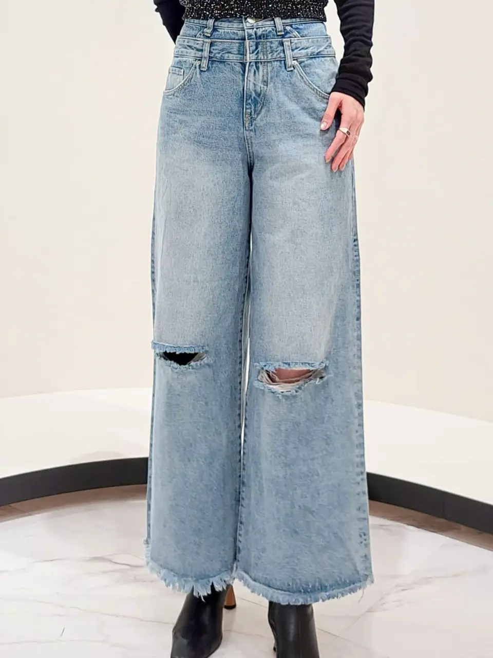 GRACE CONTINENTAL 今野　志保 コーディネート画像