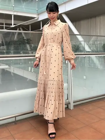 GRACE CONTINENTAL FUKUSHIMA YURIE コーディネート画像