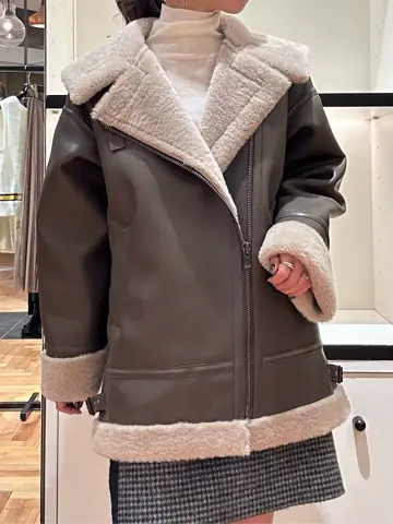 GRACE CONTINENTAL FUKUSHIMA YURIE コーディネート画像