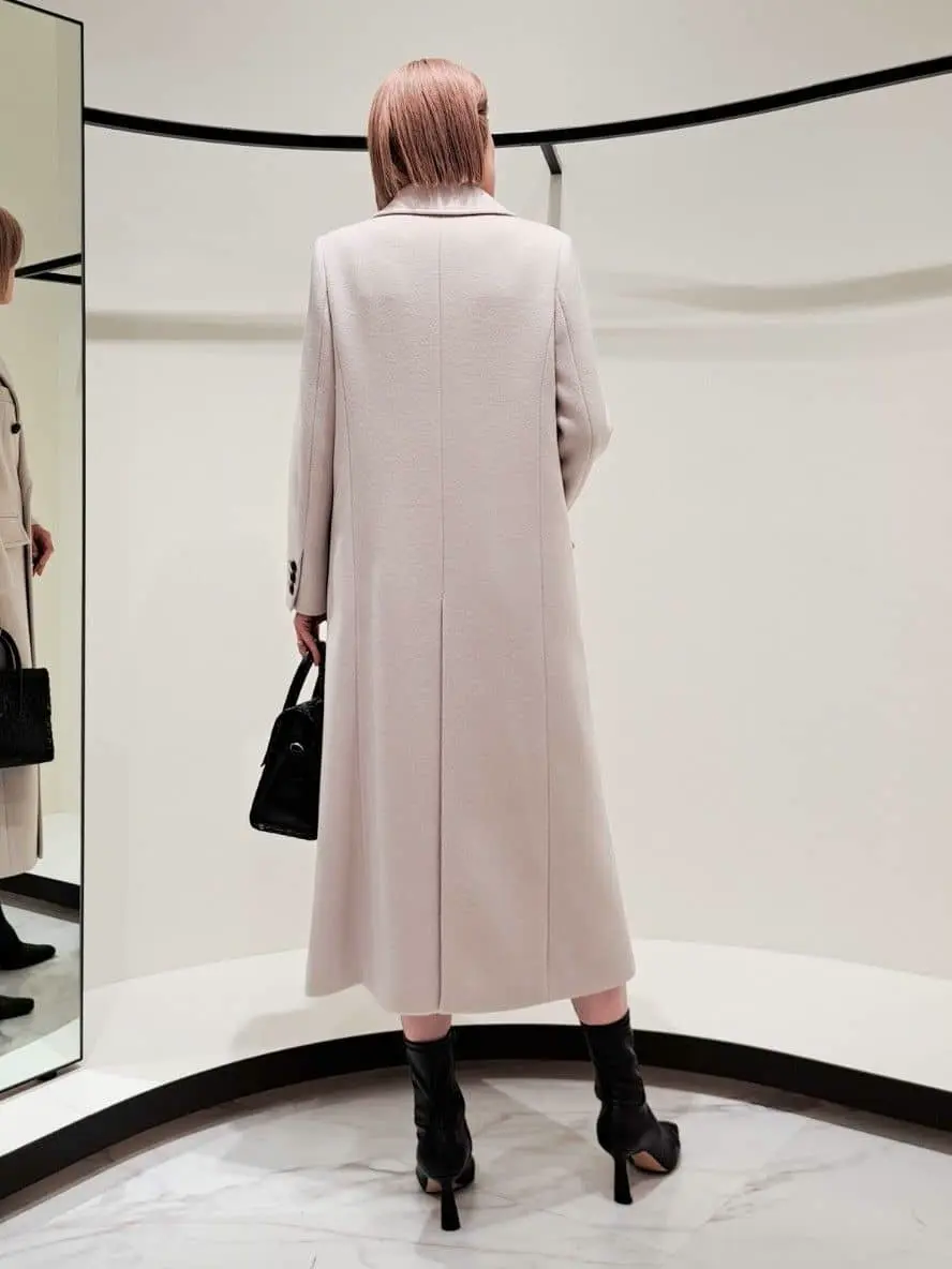 GRACE CONTINENTAL 今野　志保 コーディネート画像