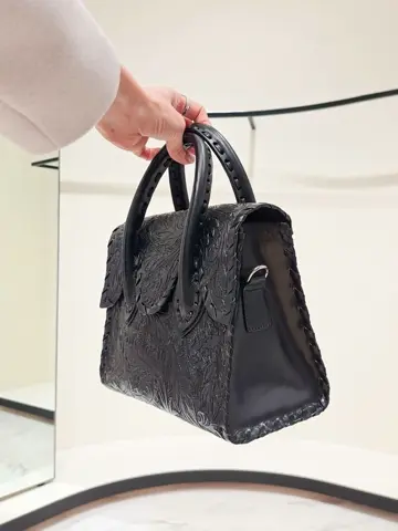 GRACE CONTINENTAL 今野　志保 コーディネート画像