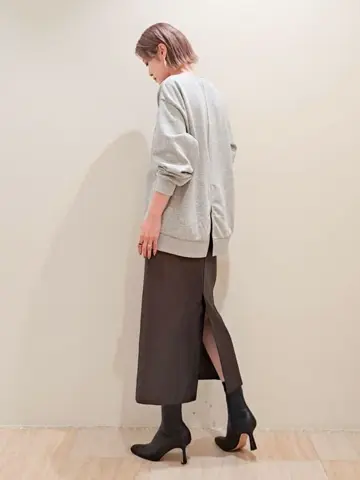 GRACE CONTINENTAL 今野　志保 コーディネート画像