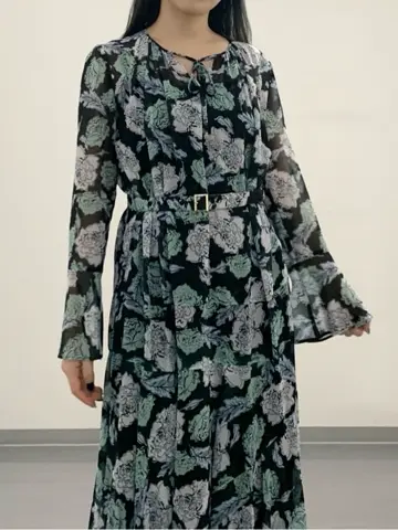 GRACE CONTINENTAL 平野 裕華 コーディネート画像