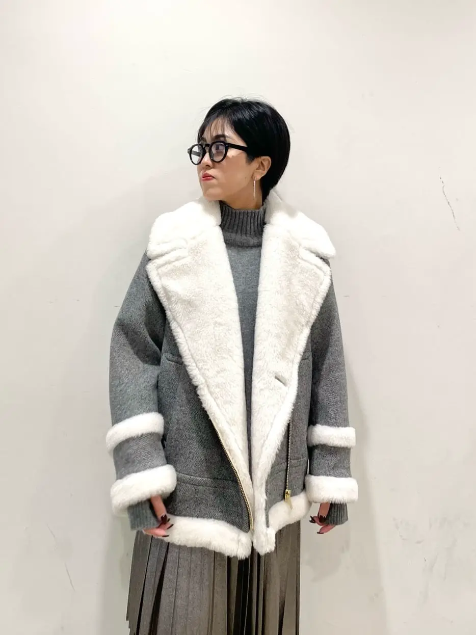 GRACE CONTINENTAL yoshi コーディネート画像