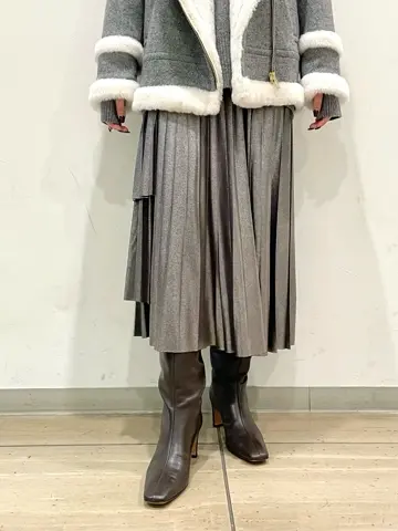 GRACE CONTINENTAL yoshi コーディネート画像