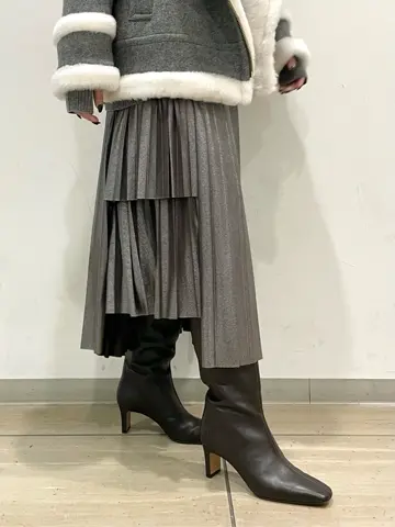 GRACE CONTINENTAL yoshi コーディネート画像