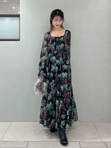 GRACE CONTINENTAL A.Kameyama コーディネート画像