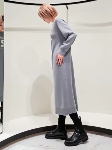 GRACE CONTINENTAL 今野　志保 コーディネート画像