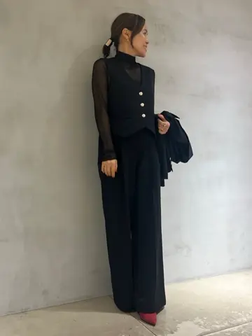 GRACE CONTINENTAL 穐山　香織 コーディネート画像