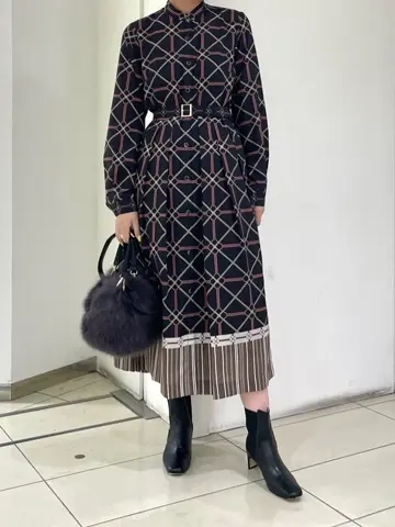 GRACE CONTINENTAL yoshi コーディネート画像