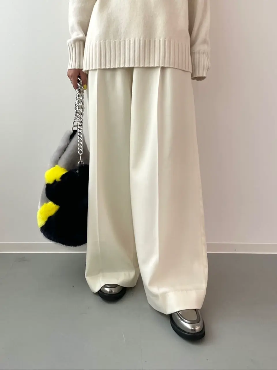 GRACE CONTINENTAL yoshi コーディネート画像