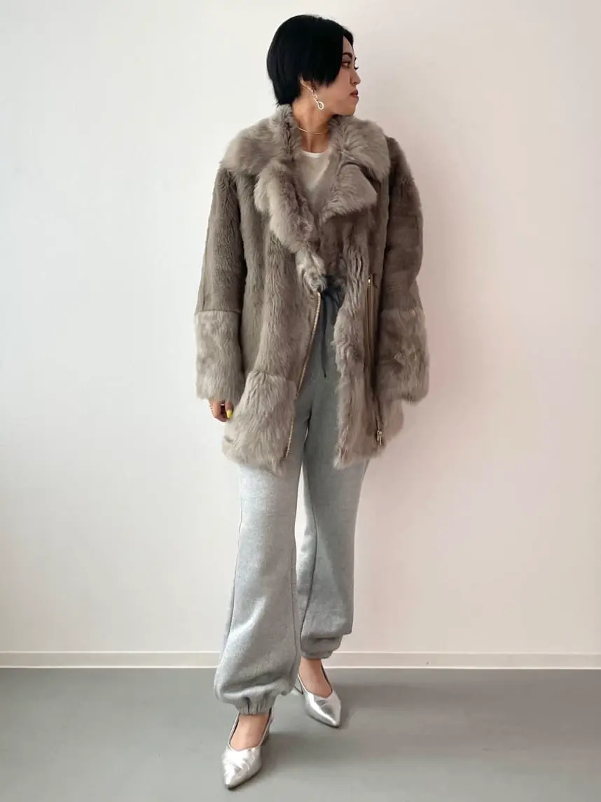 GRACE CONTINENTAL yoshi コーディネート画像