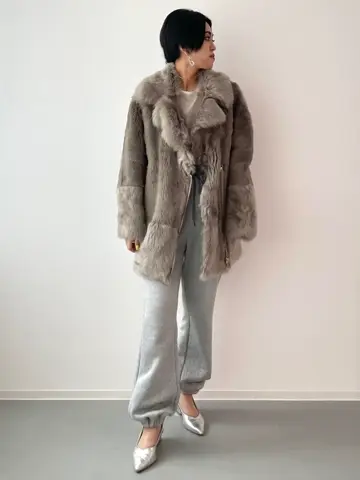 GRACE CONTINENTAL yoshi コーディネート画像