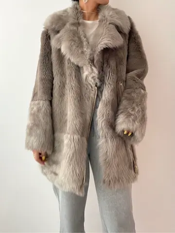 GRACE CONTINENTAL yoshi コーディネート画像