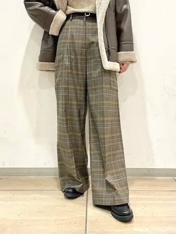 GRACE CONTINENTAL yoshi コーディネート画像