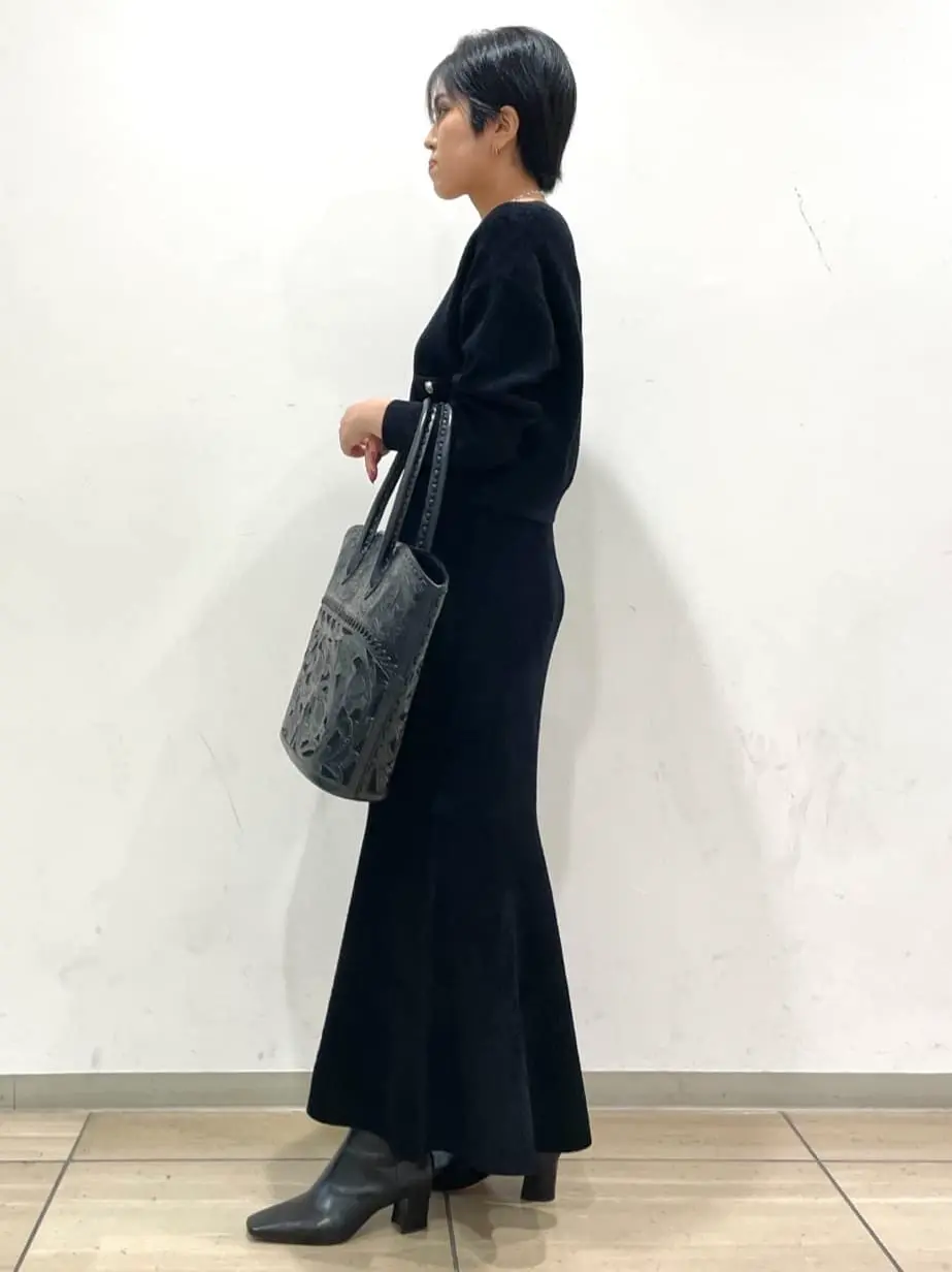 GRACE CONTINENTAL yoshi コーディネート画像