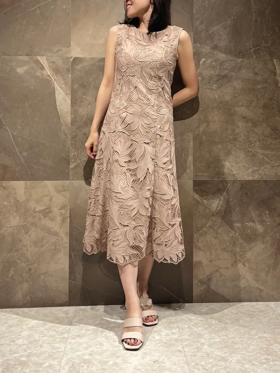 GRACE CONTINENTAL 穐山　香織 コーディネート画像