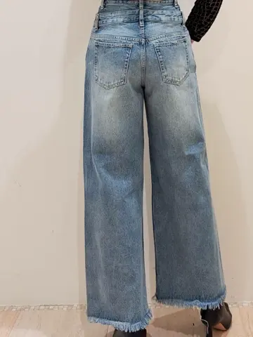 GRACE CONTINENTAL 今野　志保 コーディネート画像