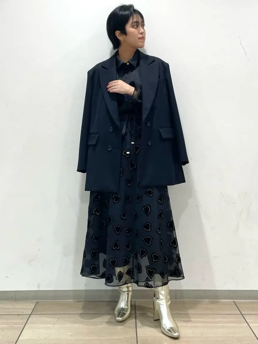 GRACE CONTINENTAL yoshi コーディネート画像