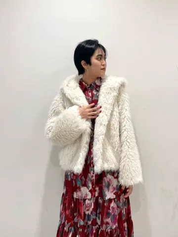 GRACE CONTINENTAL yoshi コーディネート画像