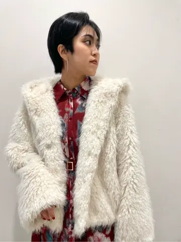 GRACE CONTINENTAL yoshi コーディネート画像