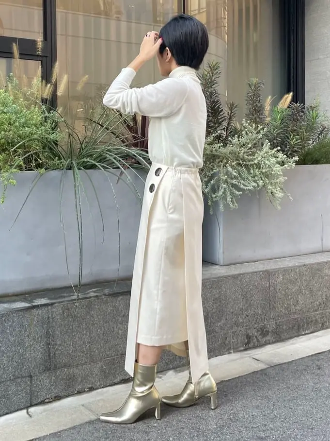 GRACE CONTINENTAL yoshi コーディネート画像