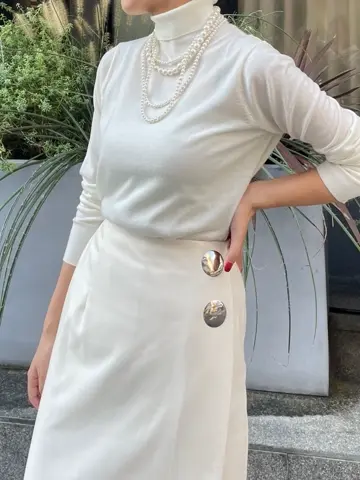 GRACE CONTINENTAL yoshi コーディネート画像