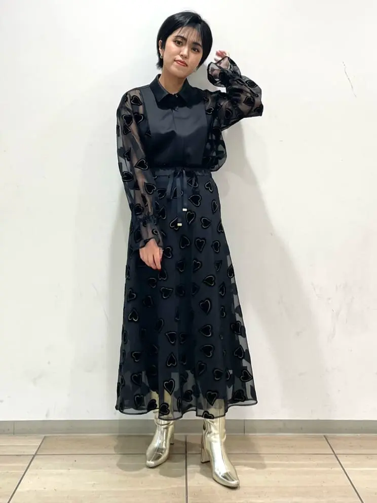 GRACE CONTINENTAL yoshi コーディネート画像