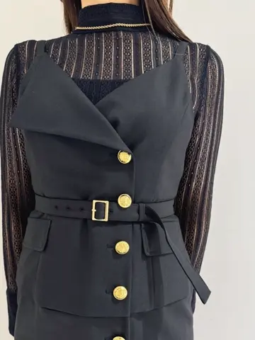 GRACE CONTINENTAL MOMOKO コーディネート画像