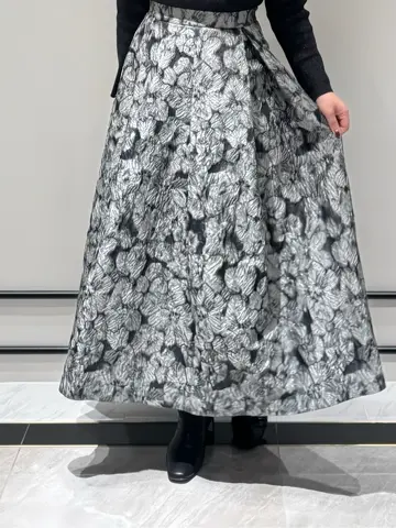 GRACE CONTINENTAL MOMOKO コーディネート画像