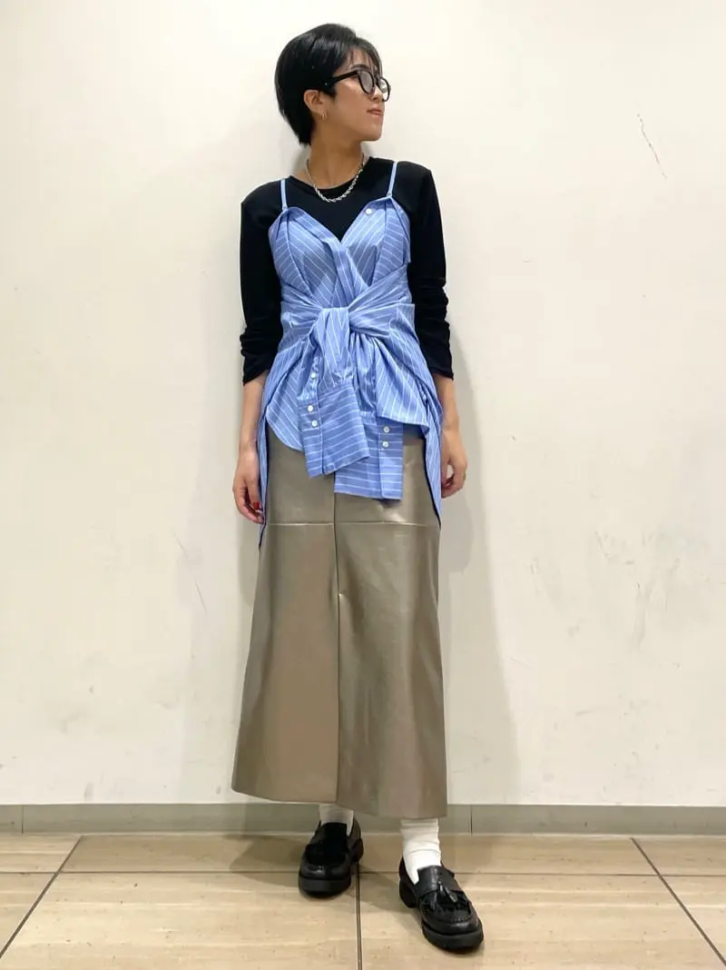 GRACE CONTINENTAL yoshi コーディネート画像