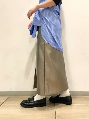 GRACE CONTINENTAL yoshi コーディネート画像