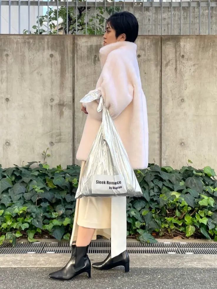 GRACE CONTINENTAL yoshi コーディネート画像