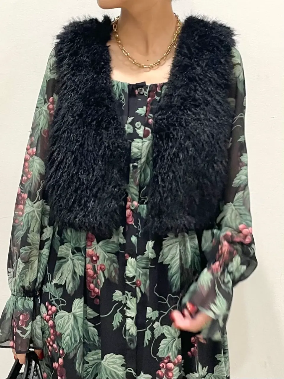 GRACE CONTINENTAL yoshi コーディネート画像