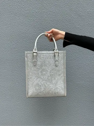 GRACE CONTINENTAL 伊藤　静華 コーディネート画像