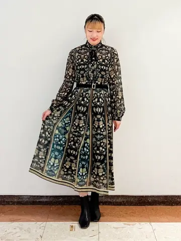 GRACE CONTINENTAL CHISAKO.S コーディネート画像