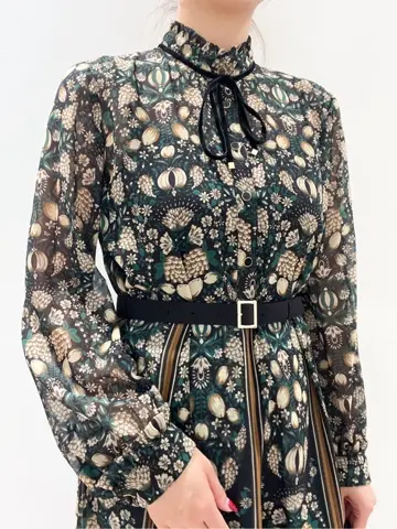 GRACE CONTINENTAL CHISAKO.S コーディネート画像