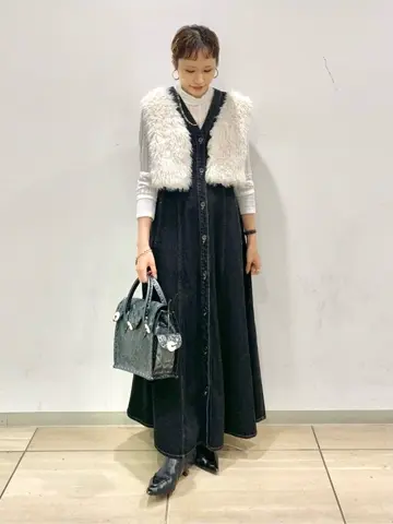 GRACE CONTINENTAL haruka iwasaki コーディネート画像