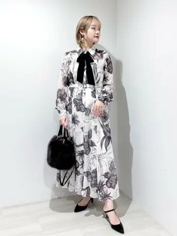 GRACE CONTINENTAL SAYUMI Nagashima コーディネート画像