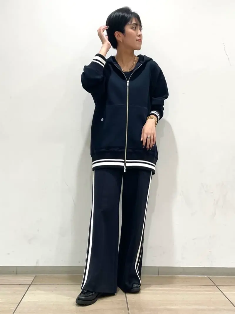 GRACE CONTINENTAL yoshi コーディネート画像