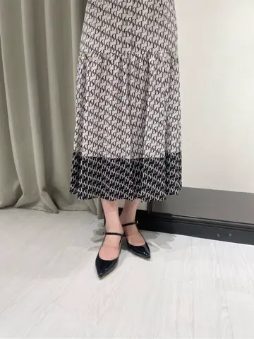 GRACE CONTINENTAL 小林　莉子 コーディネート画像