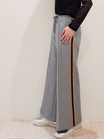 GRACE CONTINENTAL 今野　志保 コーディネート画像