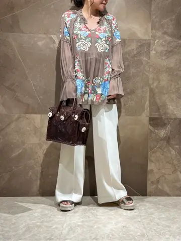 GRACE CONTINENTAL 穐山　香織 コーディネート画像