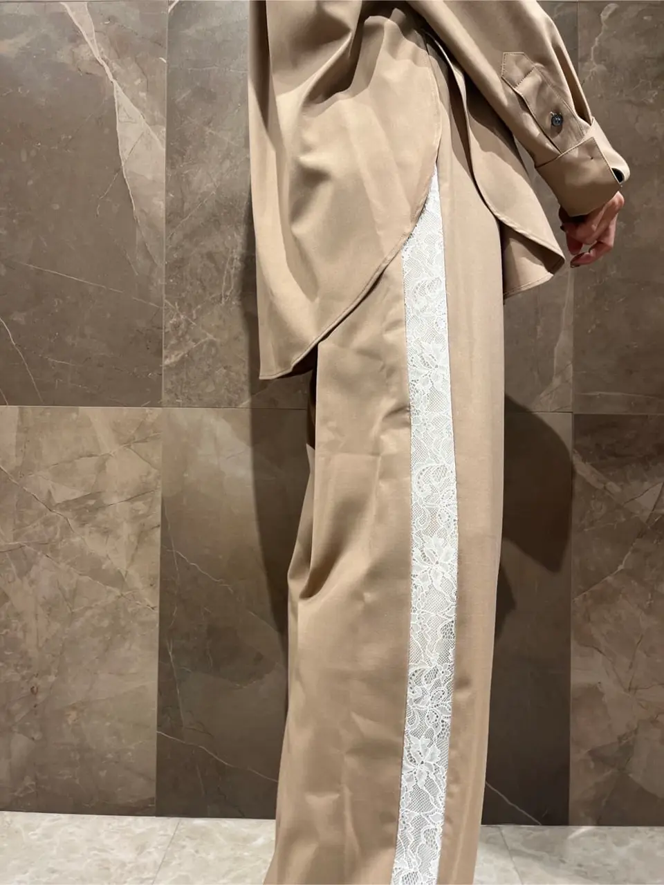 GRACE CONTINENTAL 穐山　香織 コーディネート画像