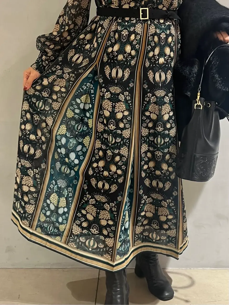 GRACE CONTINENTAL 穐山　香織 コーディネート画像