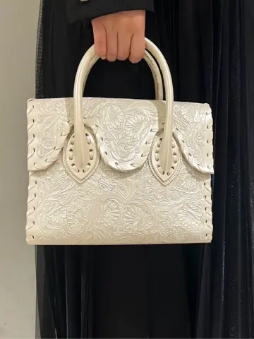 GRACE CONTINENTAL Machi コーディネート画像