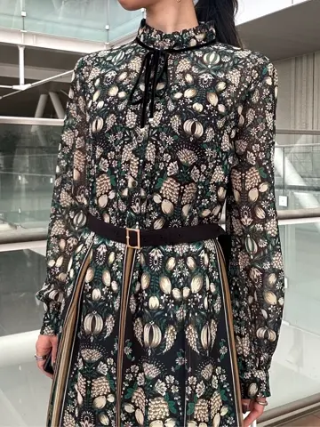 GRACE CONTINENTAL FUKUSHIMA YURIE コーディネート画像